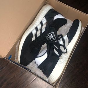 Adidas Iniki Runner worn twice. Perfect condition.